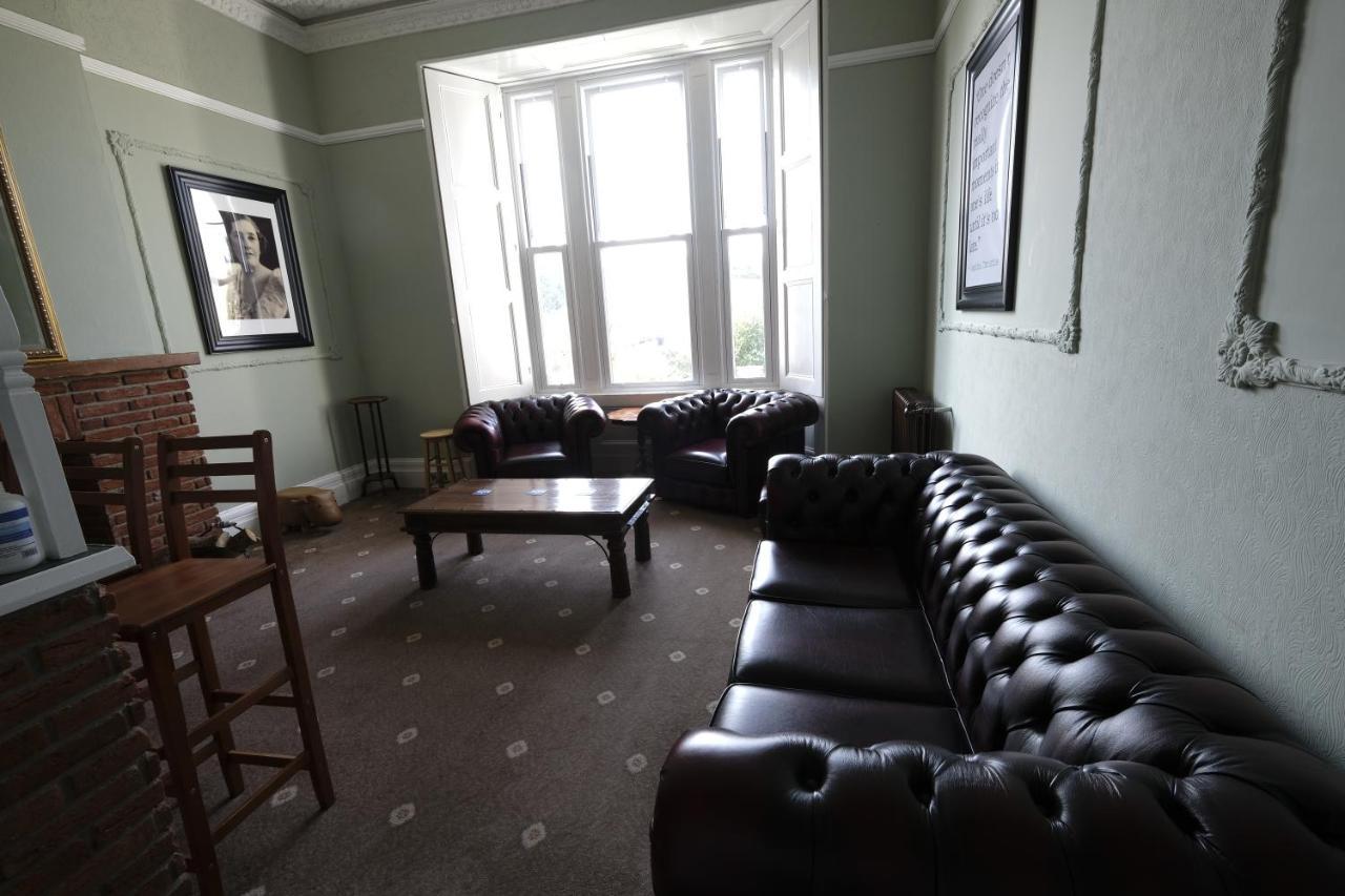 Heathcliff House B&B Exclusively For Adults Free Large Carpark 托基 外观 照片