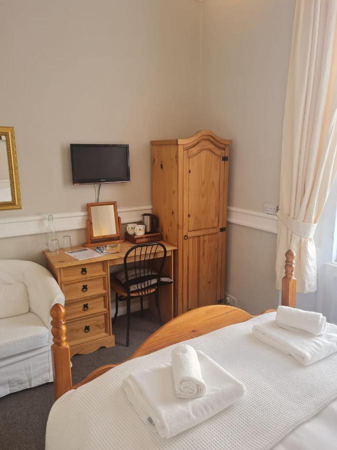 Heathcliff House B&B Exclusively For Adults Free Large Carpark 托基 外观 照片