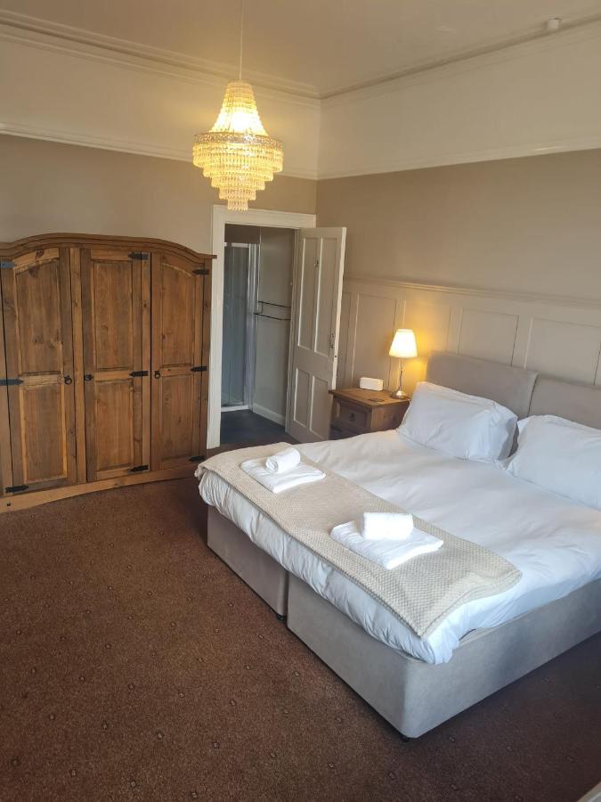 Heathcliff House B&B Exclusively For Adults Free Large Carpark 托基 外观 照片