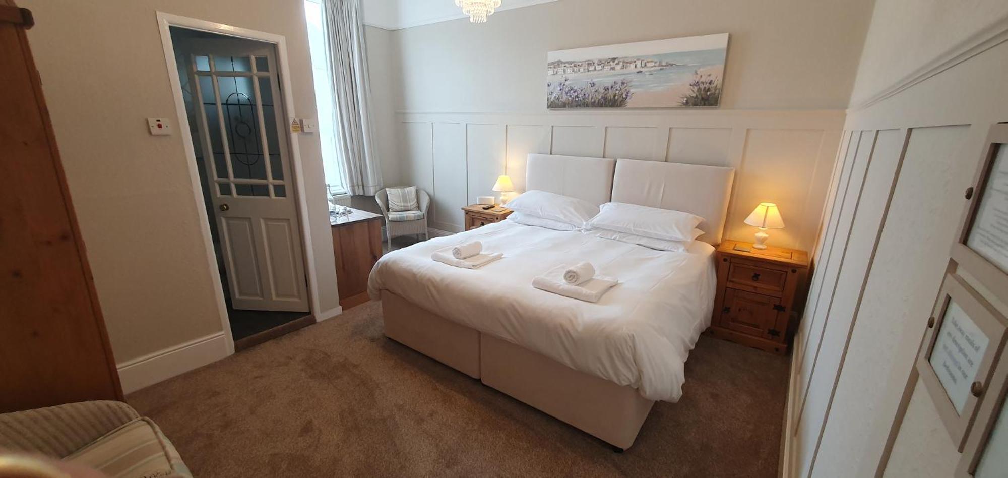 Heathcliff House B&B Exclusively For Adults Free Large Carpark 托基 外观 照片