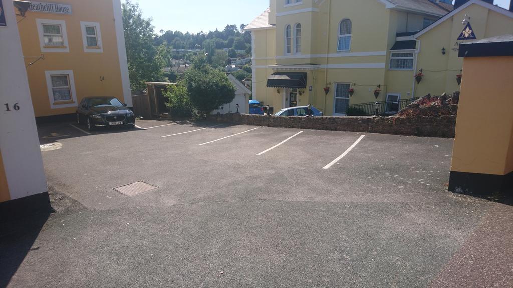 Heathcliff House B&B Exclusively For Adults Free Large Carpark 托基 外观 照片