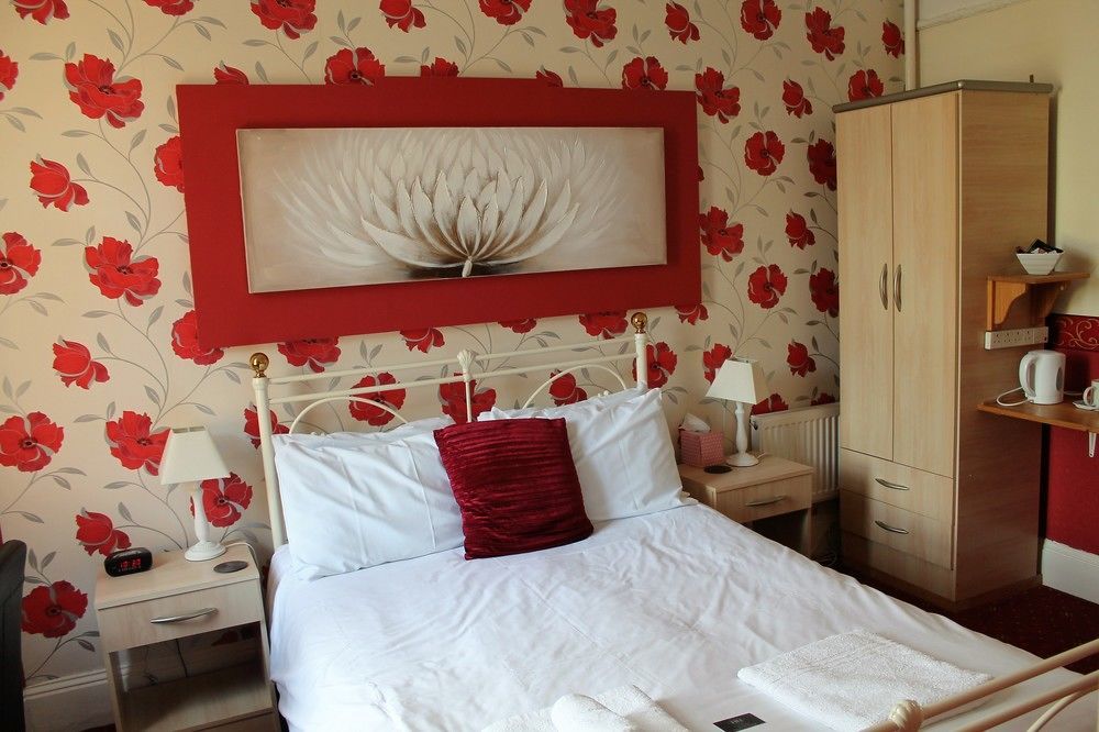 Heathcliff House B&B Exclusively For Adults Free Large Carpark 托基 外观 照片