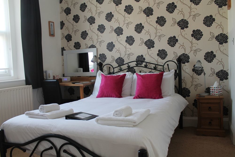 Heathcliff House B&B Exclusively For Adults Free Large Carpark 托基 外观 照片