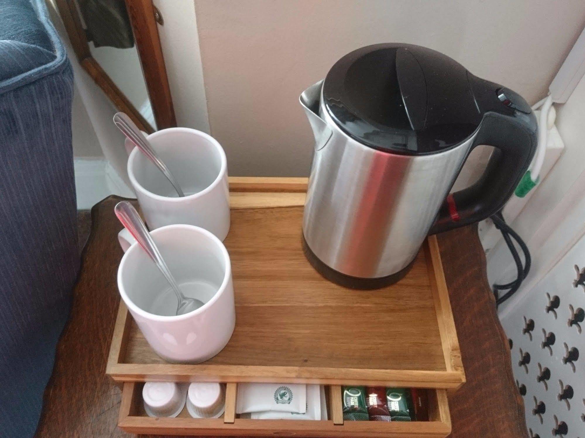 Heathcliff House B&B Exclusively For Adults Free Large Carpark 托基 外观 照片