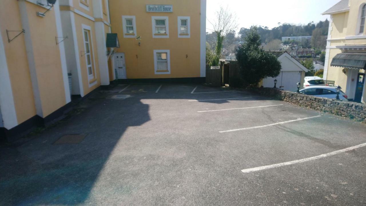 Heathcliff House B&B Exclusively For Adults Free Large Carpark 托基 外观 照片